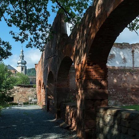 Zamek Sarny - Schloss Scharfeneck Kłodzko Εξωτερικό φωτογραφία